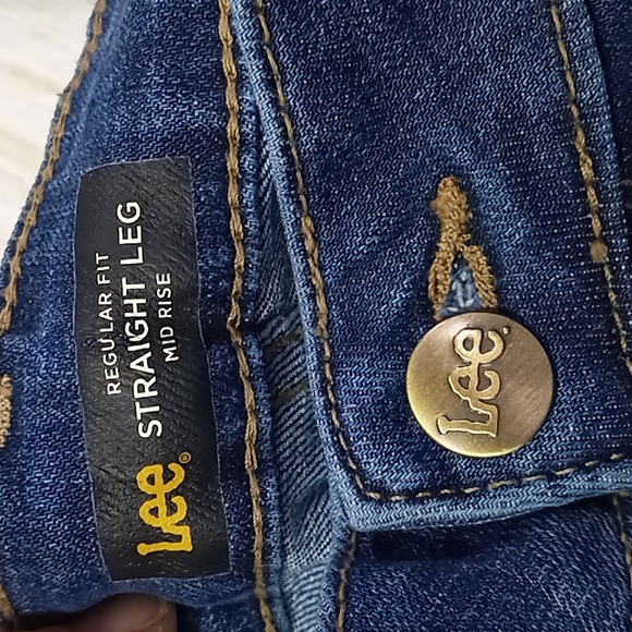 Lee Regular Straight Leg Mid-Rise Blue Jeans Size 12 Medium - Picture 15 of 16